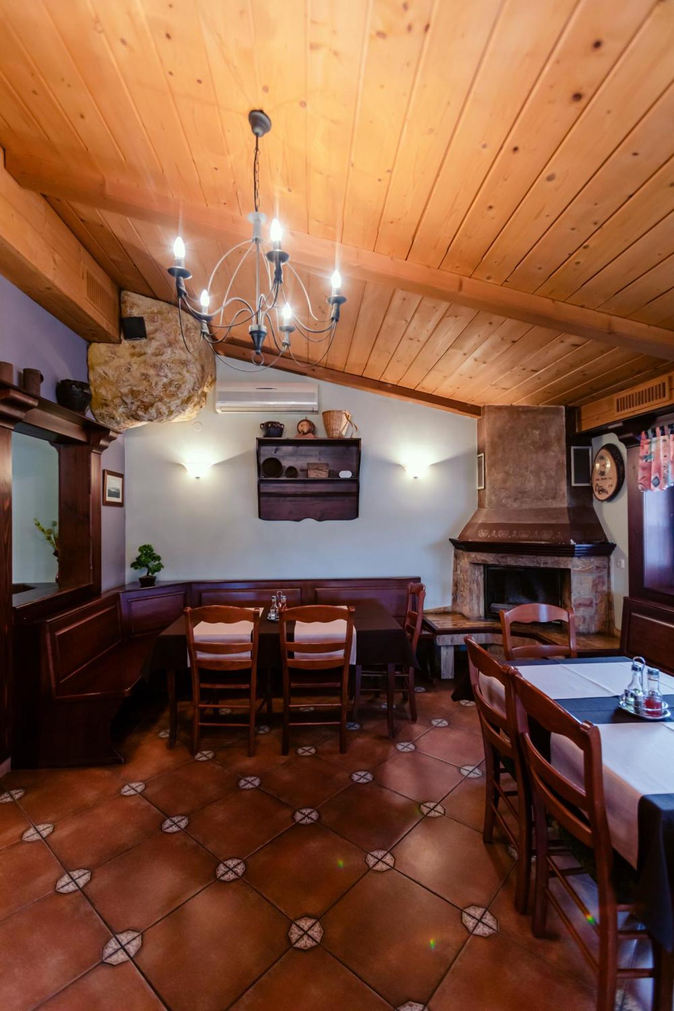 Rooms En Krajcar Cerknica Εξωτερικό φωτογραφία