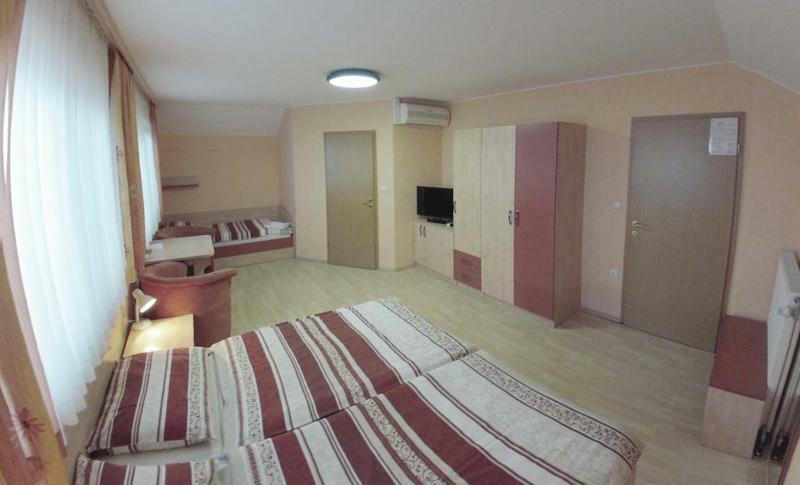 Rooms En Krajcar Cerknica Εξωτερικό φωτογραφία